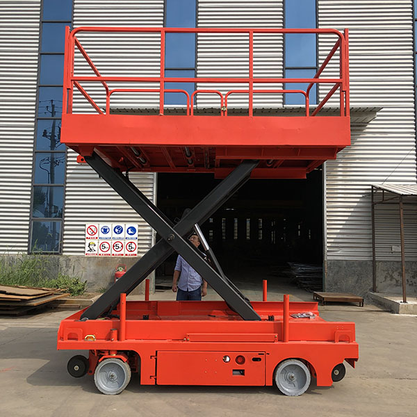 非标定制液压升降机